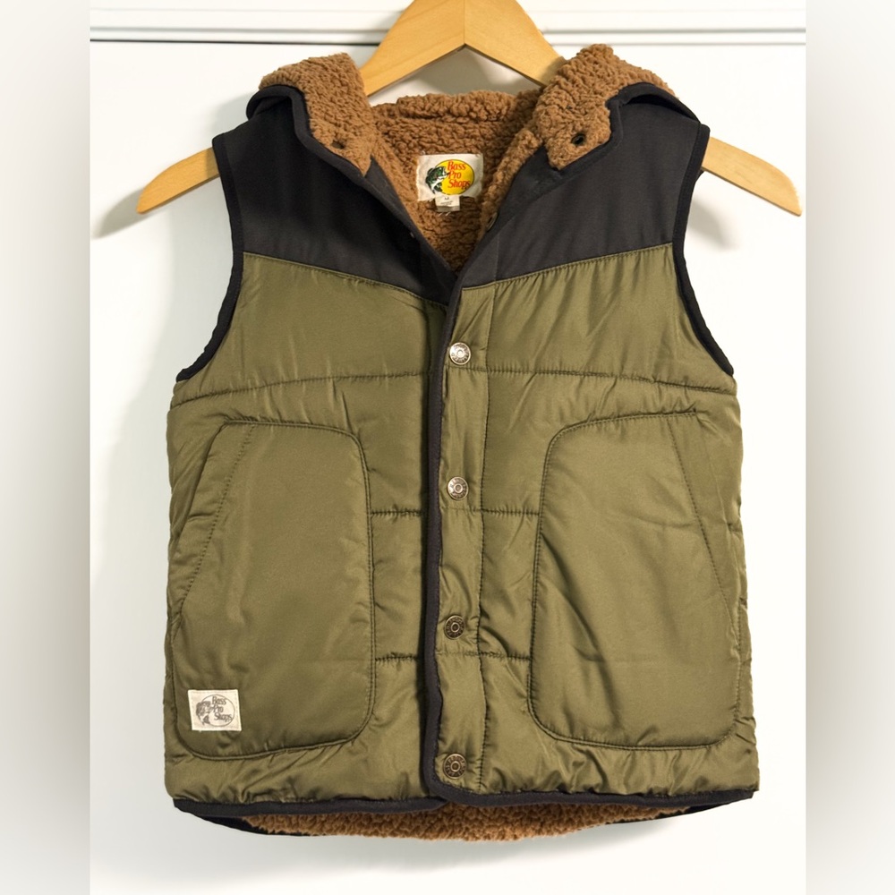 Bass Pro Shops Youth Hooded Vest M Olive Sherpa Lined Quilted Puffer